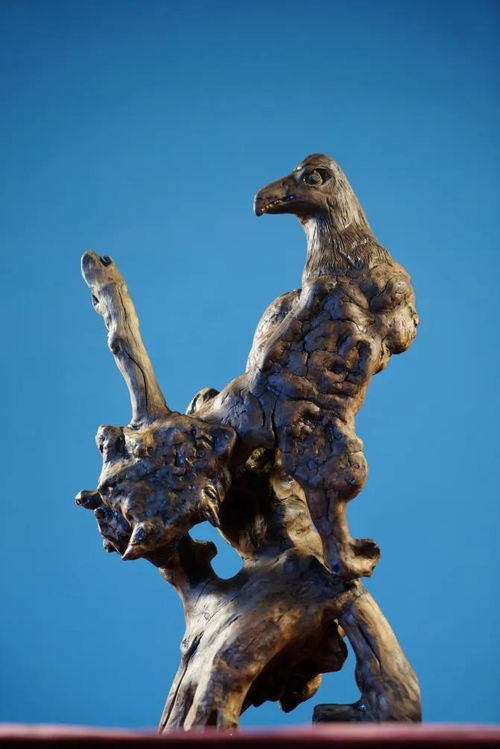 尊享定制 盧氏根雕與蒙山崖柏的藝術魅力